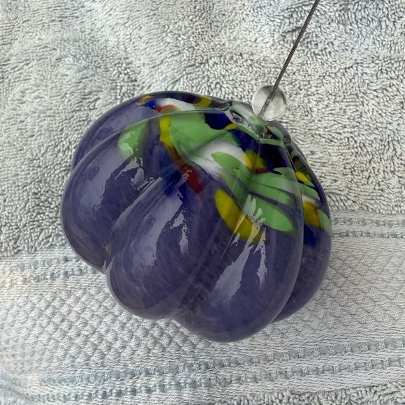 Multicolor hand blown Glass Flower Ornament - Picture 2 of 5